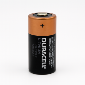Pila de litio Duracell CR123A de 3 V vista frontal