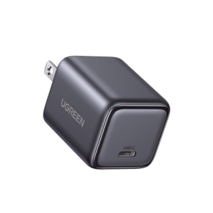 Cargador GaN 30W 55530 de UGREEN con USB-C rápido y compacto